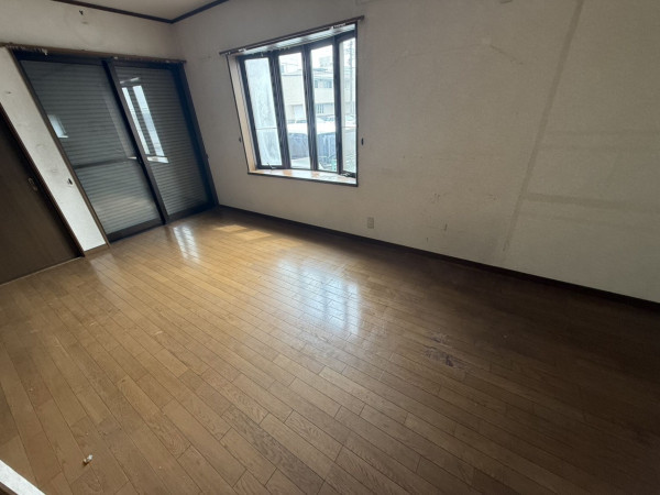 春日部市中央、中古一戸建ての画像です