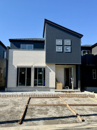 春日部市粕壁東、新築一戸建ての画像です