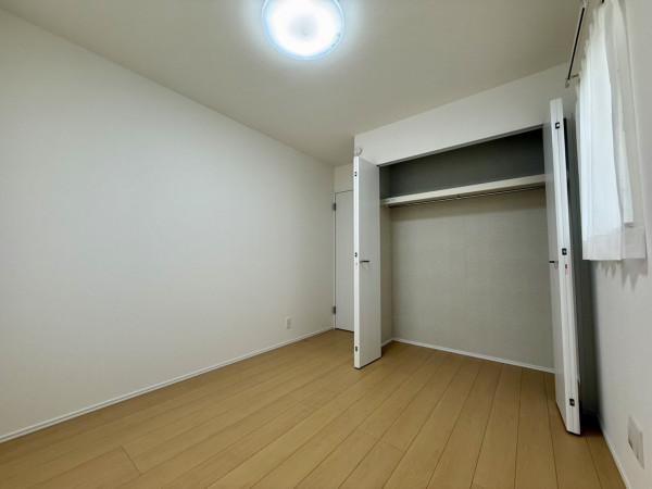 春日部市一ノ割、新築一戸建ての画像です