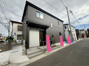 春日部市一ノ割、新築一戸建ての画像です