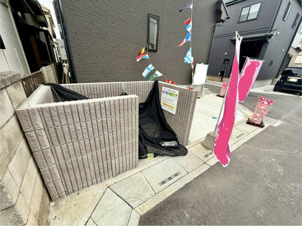 春日部市一ノ割、新築一戸建ての画像です