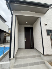 春日部市一ノ割、新築一戸建ての画像です