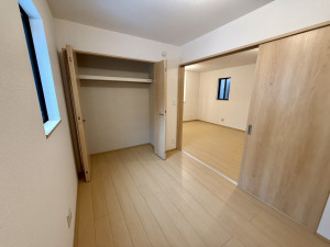 春日部市一ノ割、新築一戸建ての画像です