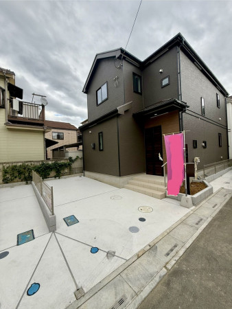 春日部市一ノ割、新築一戸建ての画像です