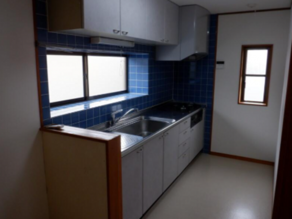 春日部市藤塚、収益物件/店舗付住宅の画像です
