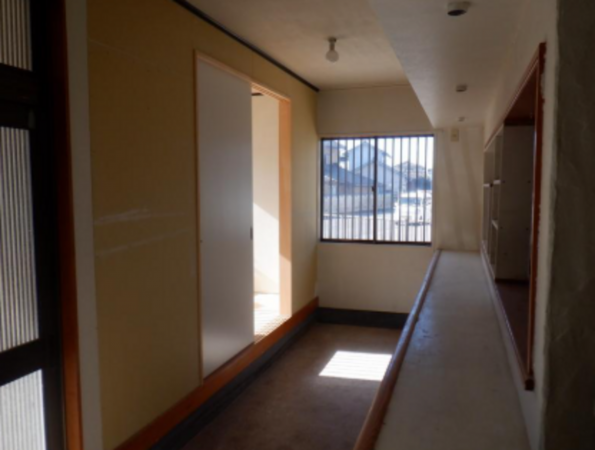 春日部市藤塚、収益物件/店舗付住宅の画像です
