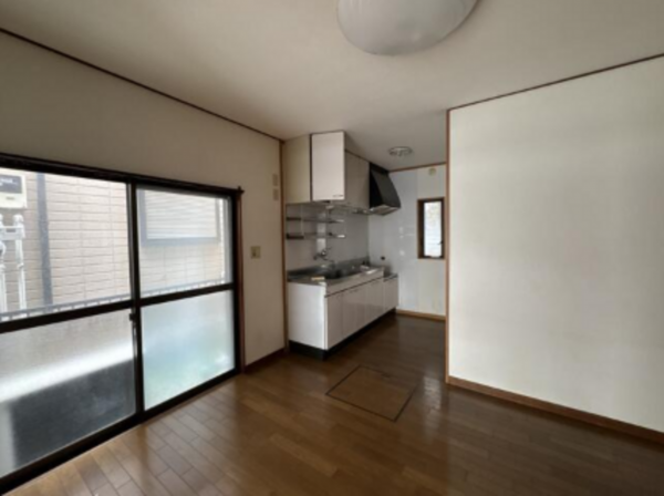 春日部市中央、中古一戸建ての画像です