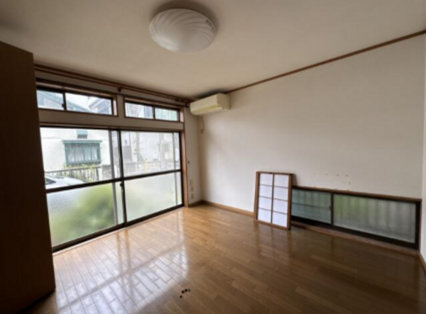 春日部市中央、中古一戸建ての画像です