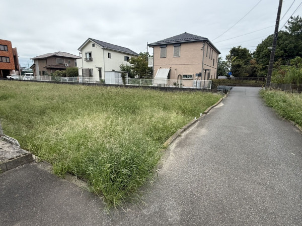 春日部市南中曽根、土地の画像です