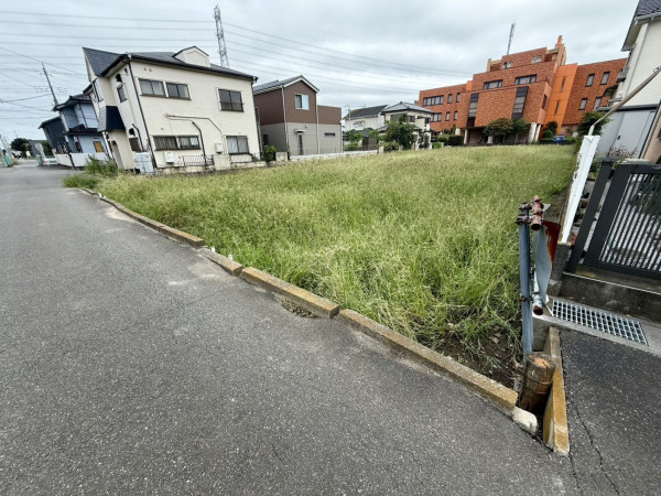春日部市南中曽根、土地の画像です