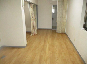 神戸市須磨区大手町、中古一戸建ての居間画像です