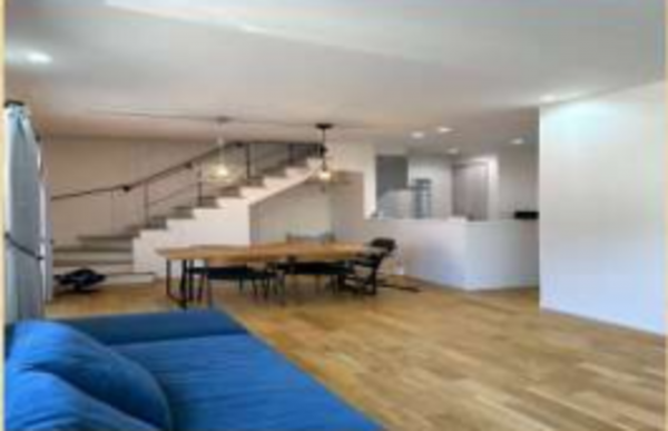 神戸市須磨区車、中古一戸建ての居間画像です