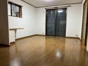 神戸市須磨区若草町、中古一戸建ての居間画像です