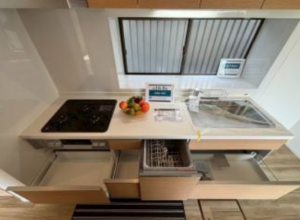 神戸市須磨区北落合、中古一戸建てのキッチン画像です