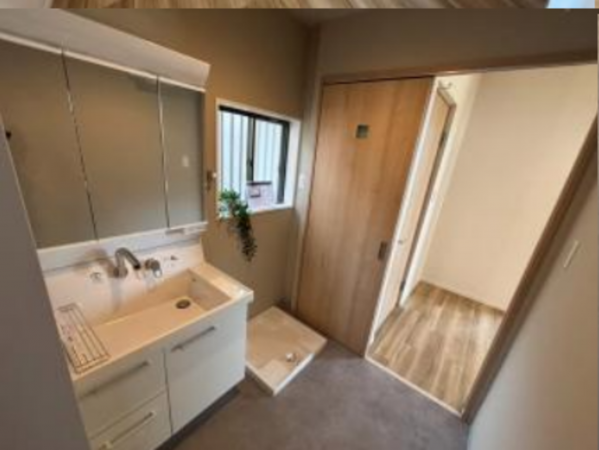 神戸市須磨区北落合、中古一戸建ての洗面画像です