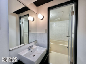 神戸市須磨区潮見台町、中古マンションの洗面画像です