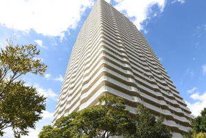 神戸市須磨区道正台、中古マンションの外観画像です