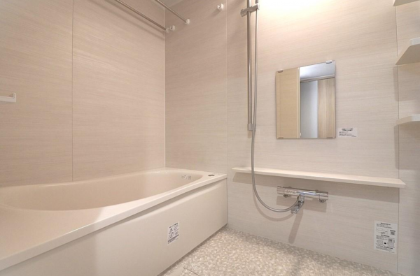 神戸市須磨区道正台、中古マンションの風呂画像です