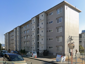 神戸市須磨区白川台、中古マンションの外観画像です