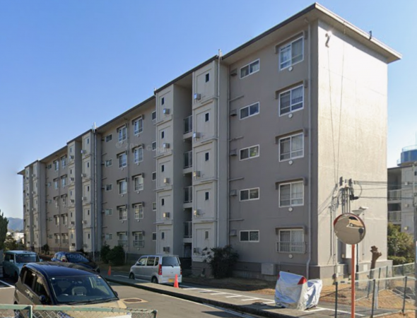 神戸市須磨区白川台、中古マンションの外観画像です