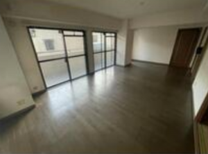 神戸市須磨区妙法寺、中古マンションの居間画像です