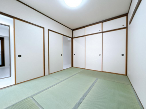 神戸市須磨区北落合、中古マンションの内装画像です