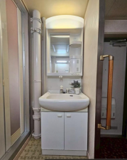 神戸市須磨区神の谷、中古マンションの洗面画像です