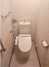 神戸市須磨区神の谷、中古マンションのトイレ画像です