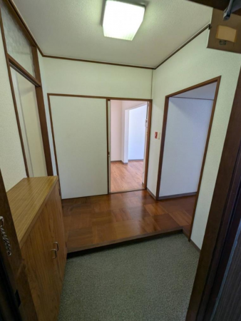 神戸市須磨区一ノ谷町、中古マンションの玄関画像です