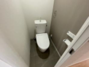 神戸市須磨区北落合、中古マンションのトイレ画像です