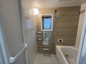 神戸市須磨区神の谷、中古マンションの風呂画像です