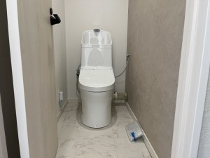 神戸市須磨区神の谷、中古マンションのトイレ画像です