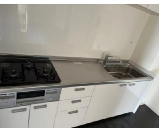 神戸市須磨区車、中古マンションのキッチン画像です