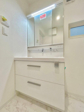 神戸市須磨区多井畑、新築一戸建ての洗面画像です