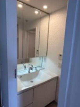 神戸市須磨区潮見台町、中古マンションの洗面画像です