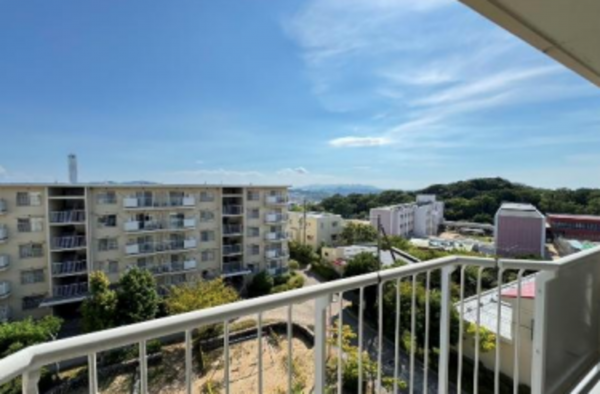 神戸市須磨区北落合、中古マンションのバルコニー画像です