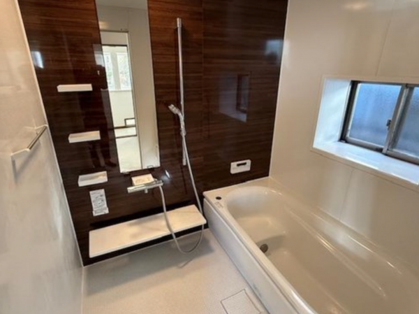 神戸市須磨区北落合、中古一戸建ての風呂画像です