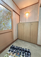 神戸市須磨区高倉台、中古マンションの玄関画像です