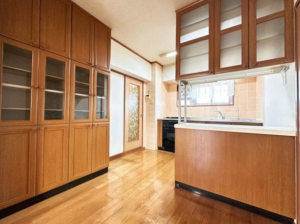 神戸市須磨区高倉台、中古マンションの居間画像です