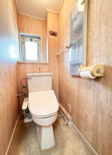 神戸市須磨区高倉台、中古マンションのトイレ画像です