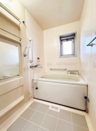 神戸市須磨区高倉台、中古マンションの風呂画像です