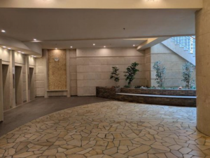 神戸市須磨区潮見台町、中古マンションのエントランス画像です