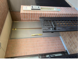 神戸市須磨区潮見台町、中古マンションの玄関画像です