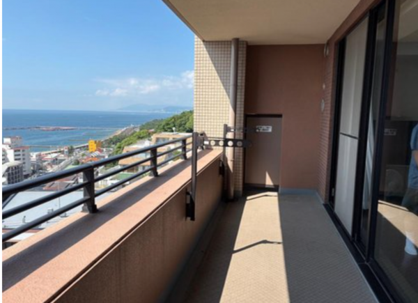 神戸市須磨区潮見台町、中古マンションのバルコニー画像です