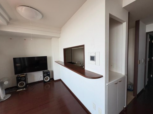 神戸市須磨区潮見台町、中古マンションの居間画像です