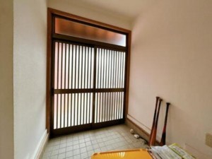 神戸市須磨区東白川台、中古一戸建ての玄関画像です