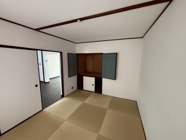 神戸市須磨区菅の台、中古マンションの収納画像です