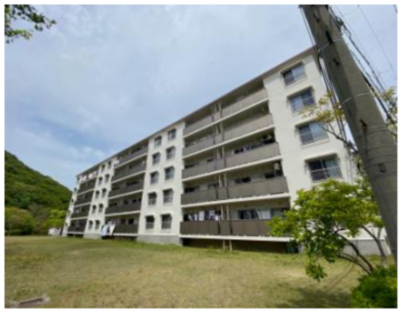 神戸市須磨区高倉台、中古マンションの外観画像です