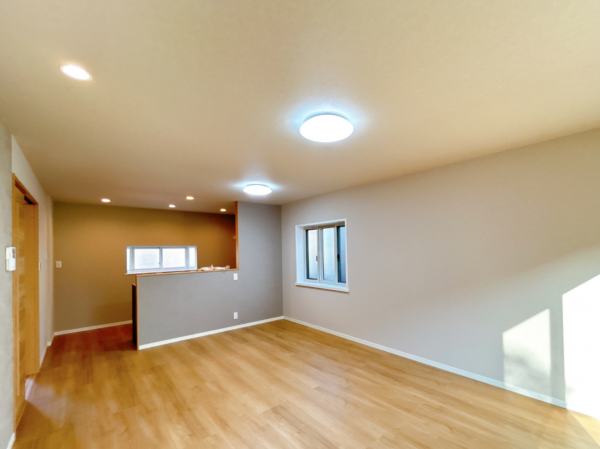 神戸市須磨区北落合、中古一戸建てのキッチン画像です