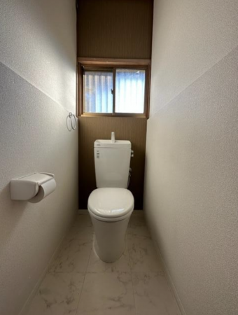 神戸市須磨区緑が丘、中古一戸建てのトイレ画像です